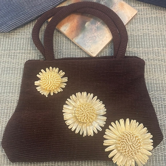 #99 So Cute Sunflower Hand Bag - Picture 7 of 14